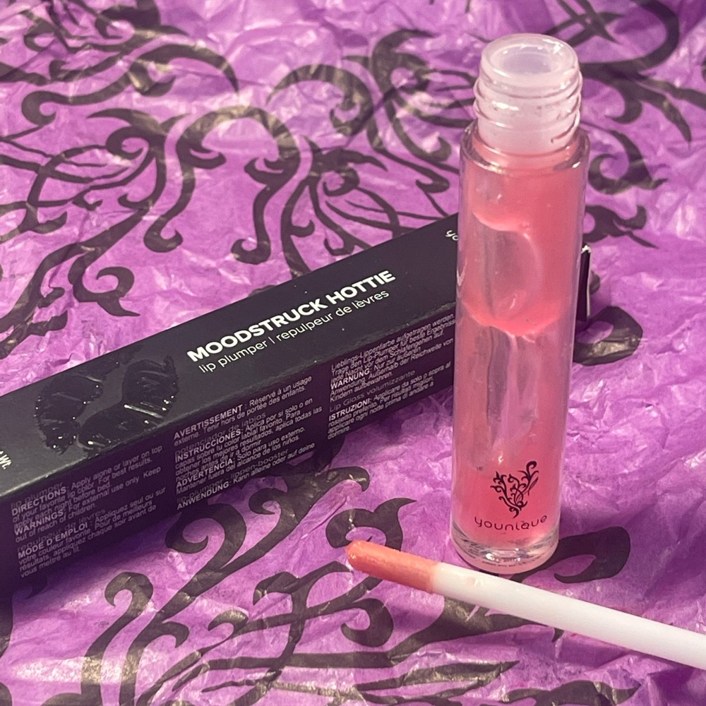 Younique Moodstruck Hottie Lip Plumper